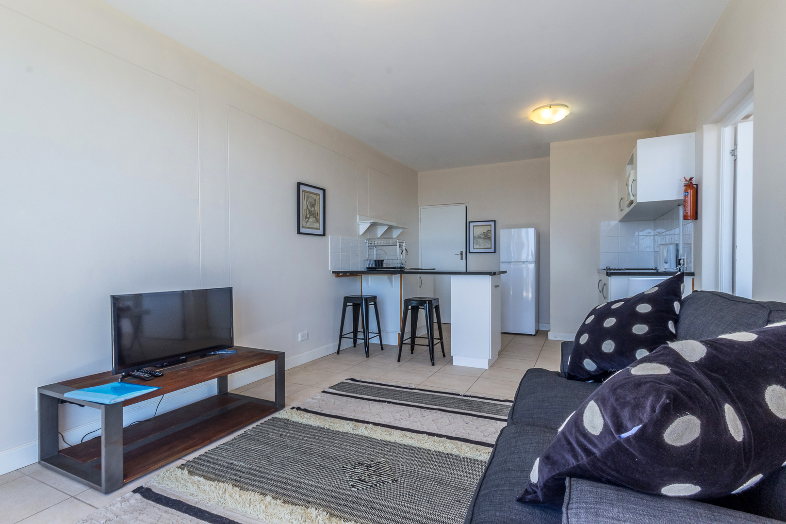 Dolphin Apartment Main View
